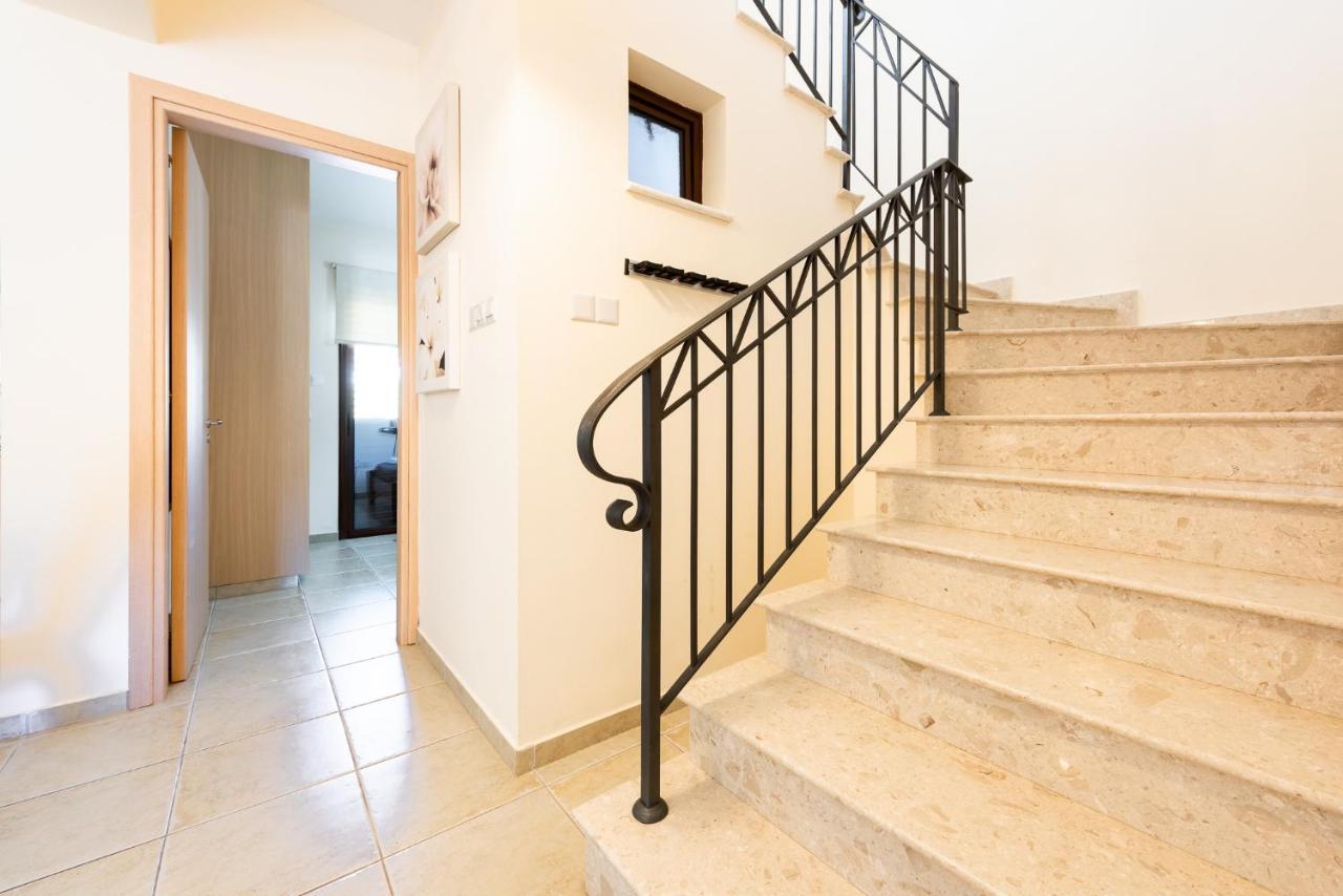 Villa Alexandra By Ezoria Villas Ayía Nápa Extérieur photo